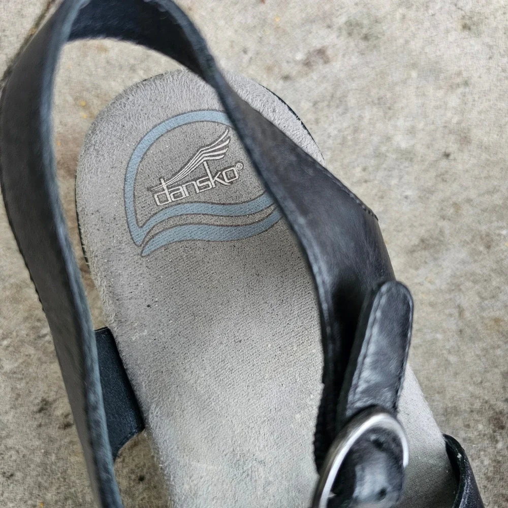 Dansko Stevie Wedge Sandals 39 Black Leather Slingback Comfort Shoes Granola